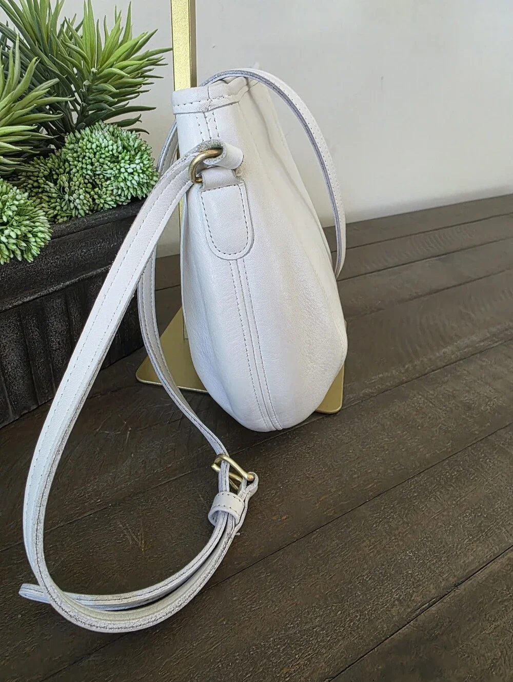 Vintage Coach Small Framed Pouch Crossbody Bag White  Glovetanned Leather USA